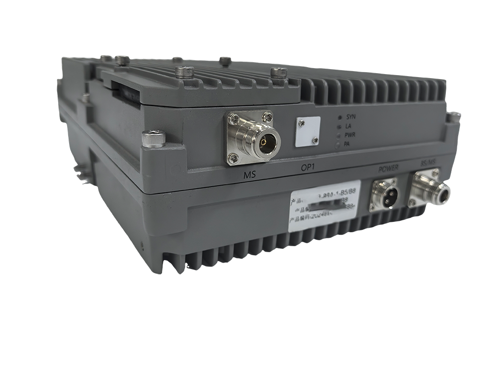  奎文三频手机信号接收器2000㎡